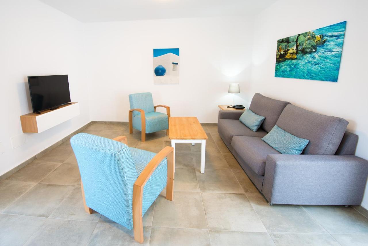 Apartamentos Playamar Puerto del Carmen  Bagian luar foto