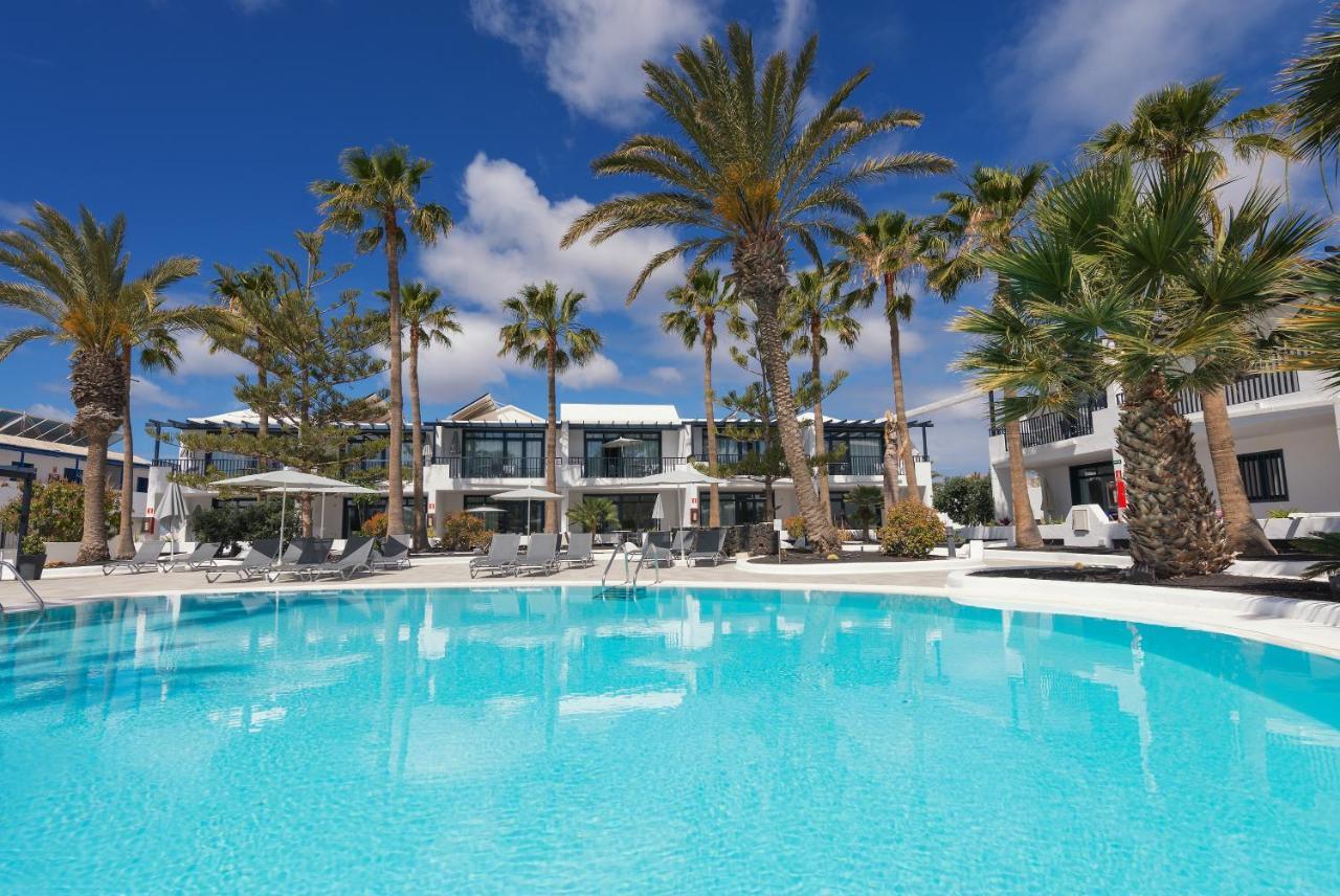 Apartamentos Playamar Puerto del Carmen  Bagian luar foto