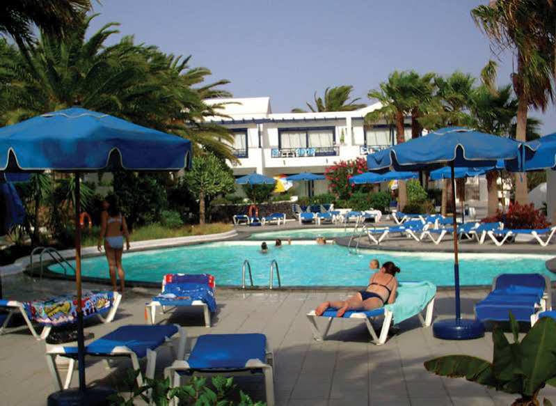 Apartamentos Playamar Puerto del Carmen  Bagian luar foto